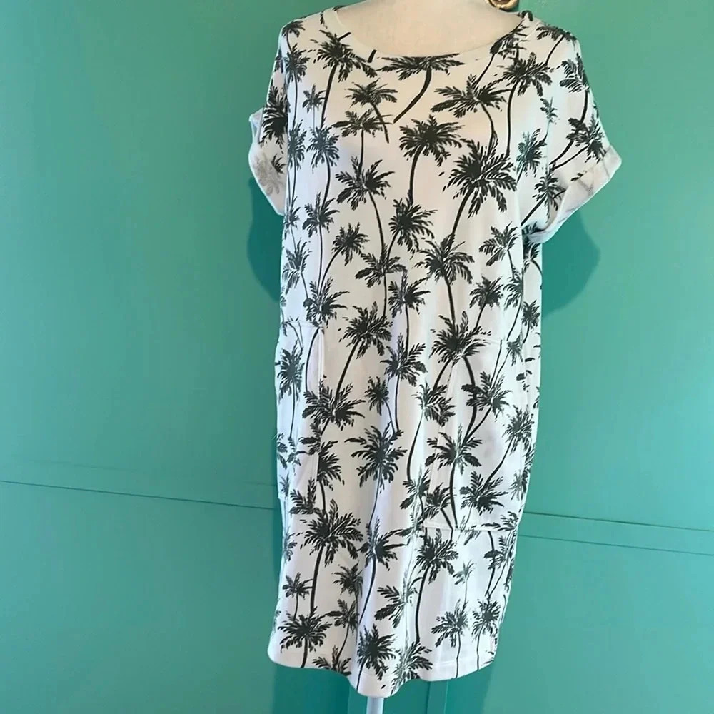 Tropical dress short sleeved new